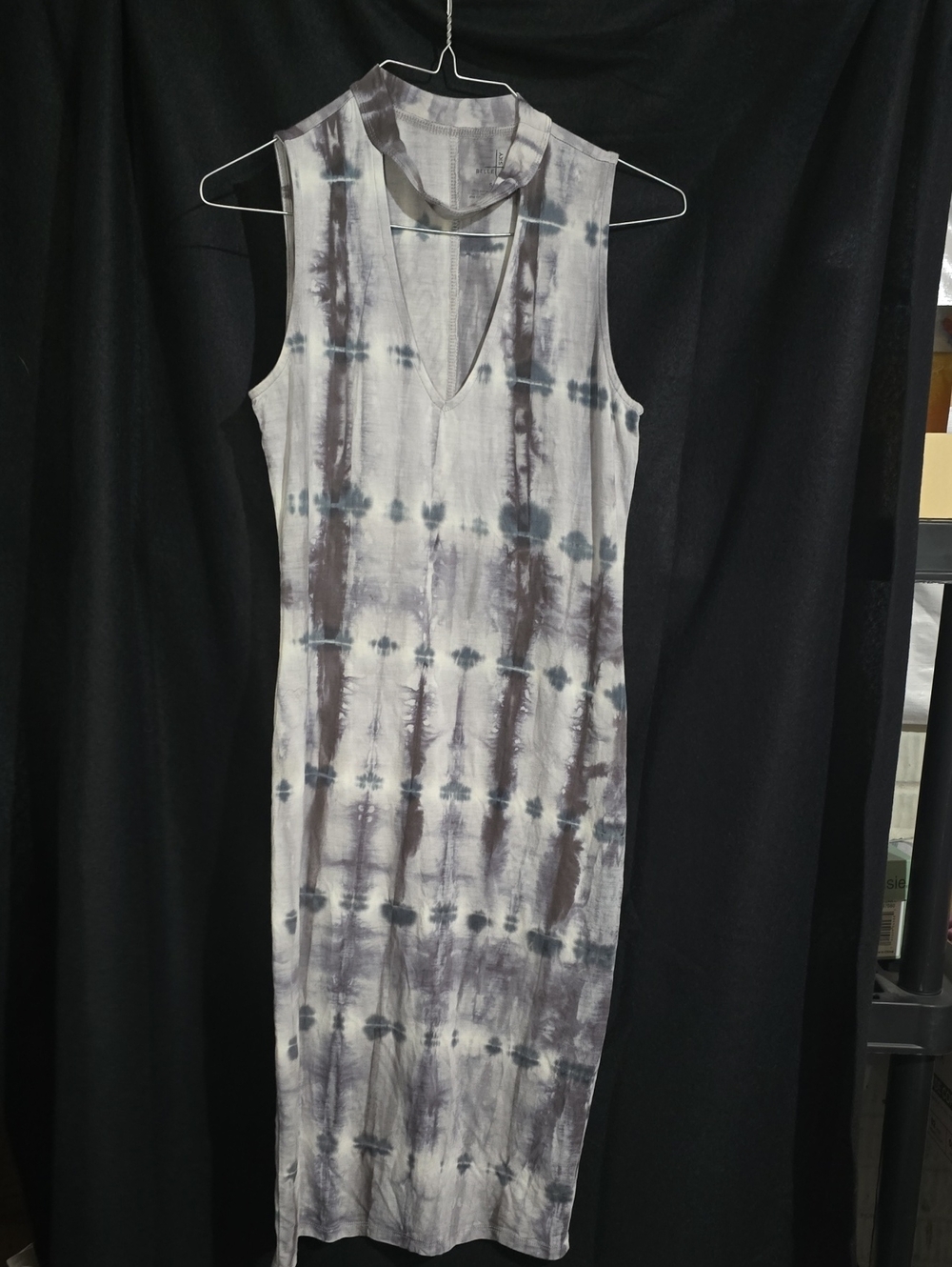 belle sky Gray Tie-Dye Sleeveless V-Neck Maxi Dress